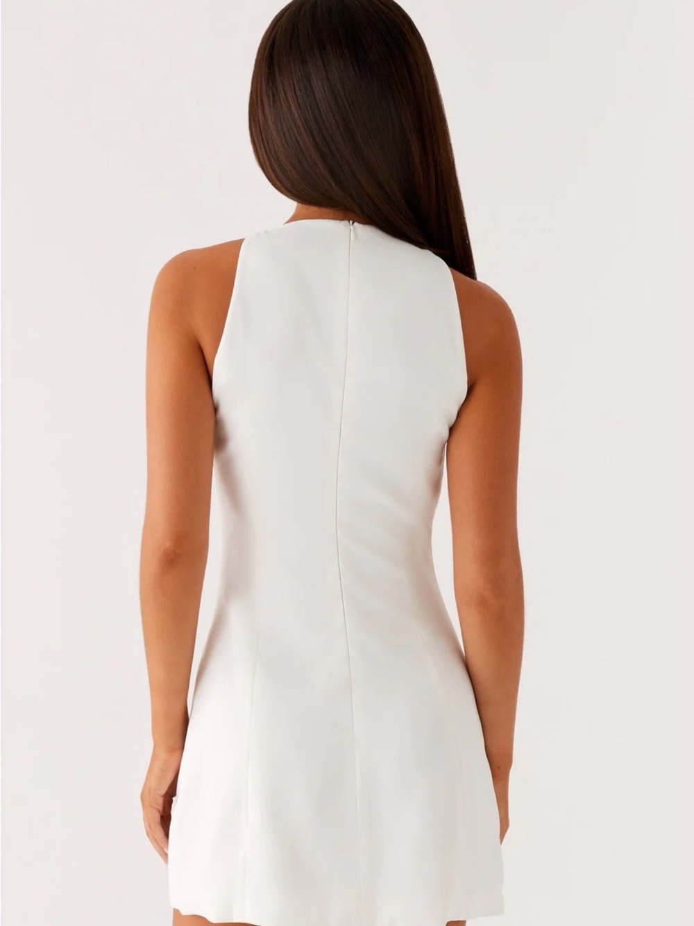 Stacy Mini Dress
Cut Out Mini Dress in White - Picture 2 of 4